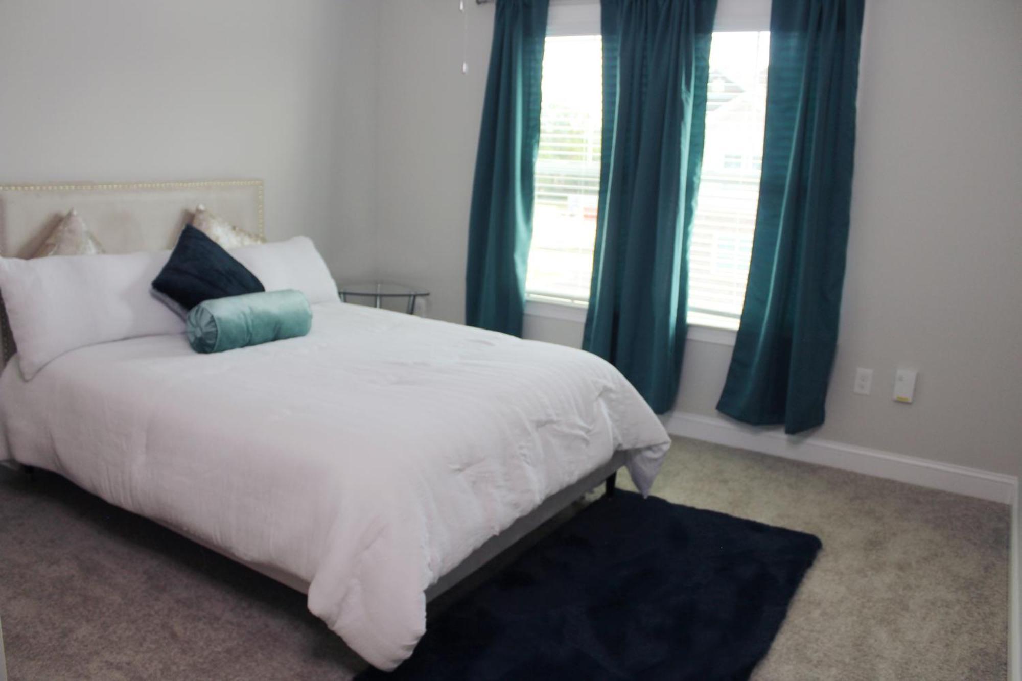 Quiet And Luxury Apartment - 10 Minutes From Ecu Winterville Dış mekan fotoğraf